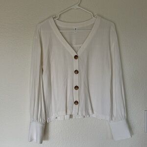 BP. Cream top small